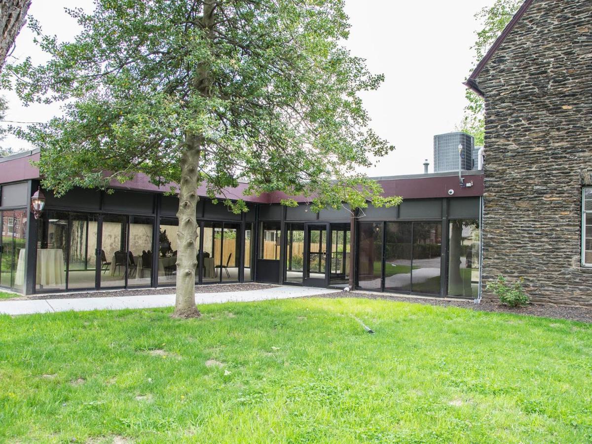 مبيت وإفطار هاريسبرج The Manor On Front المظهر الخارجي الصورة