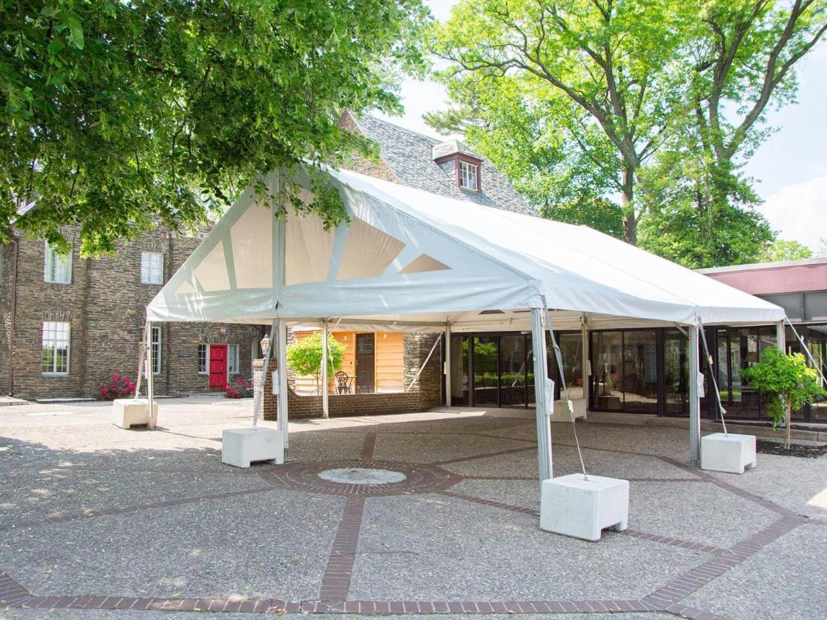مبيت وإفطار هاريسبرج The Manor On Front المظهر الخارجي الصورة