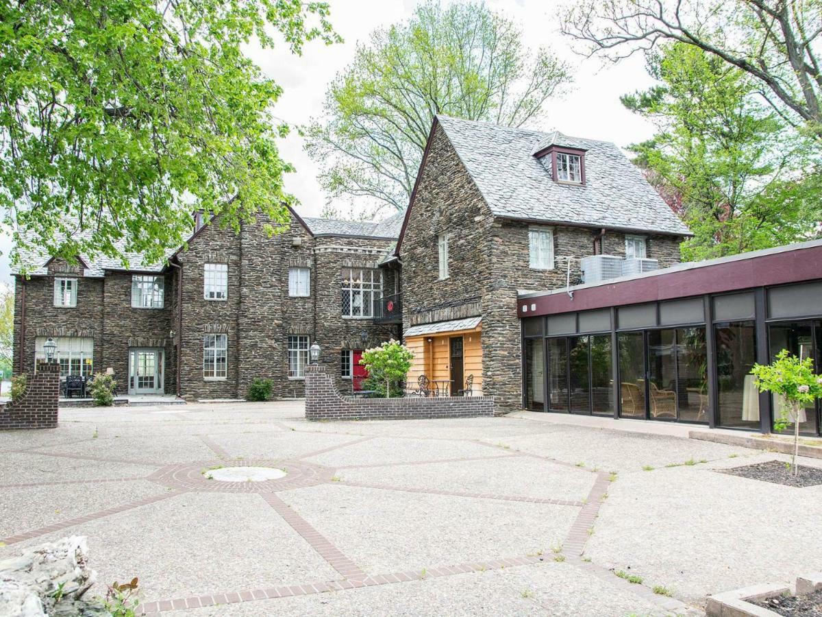 مبيت وإفطار هاريسبرج The Manor On Front المظهر الخارجي الصورة